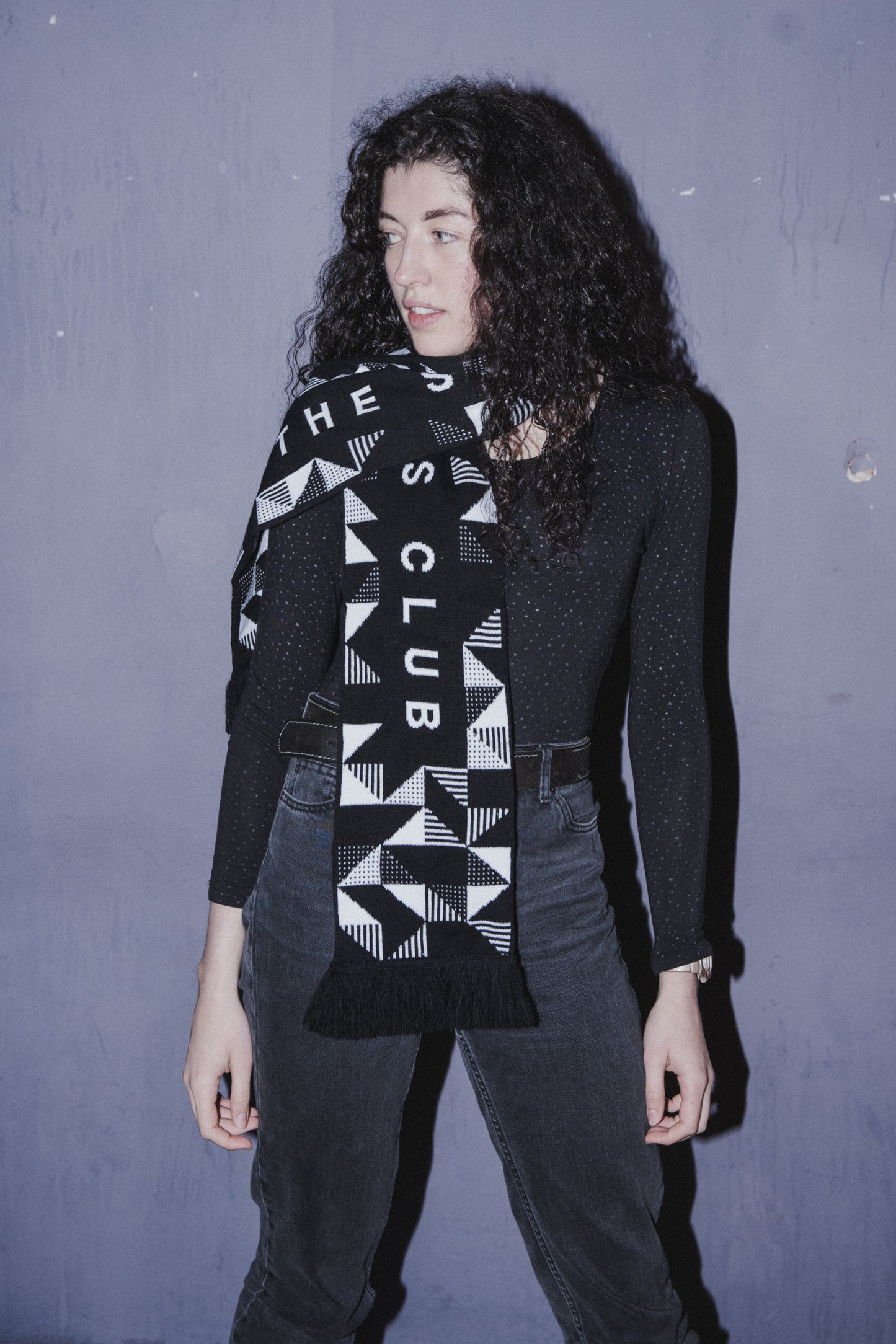 The Slow Readers Club - Triangle Patterned Scarf